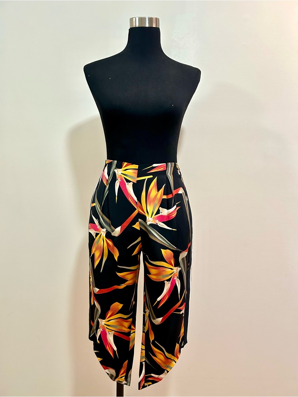 Fendi Silk Birds of Paradise Tuxedo Pants Cropped IT 44